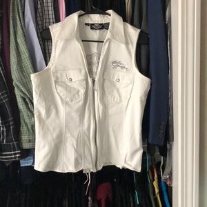 White Harley Davidson vest.